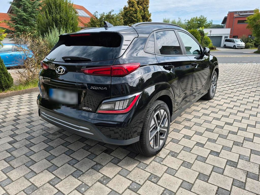 Image of Hyundai KONA