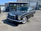 Mercedes-Benz E-230.6  -8   Leder-MattSchwarz-Servo-WeissBand - Mercedes-Benz 230 mit Benzin-Antrieb: Limousine, 6.8