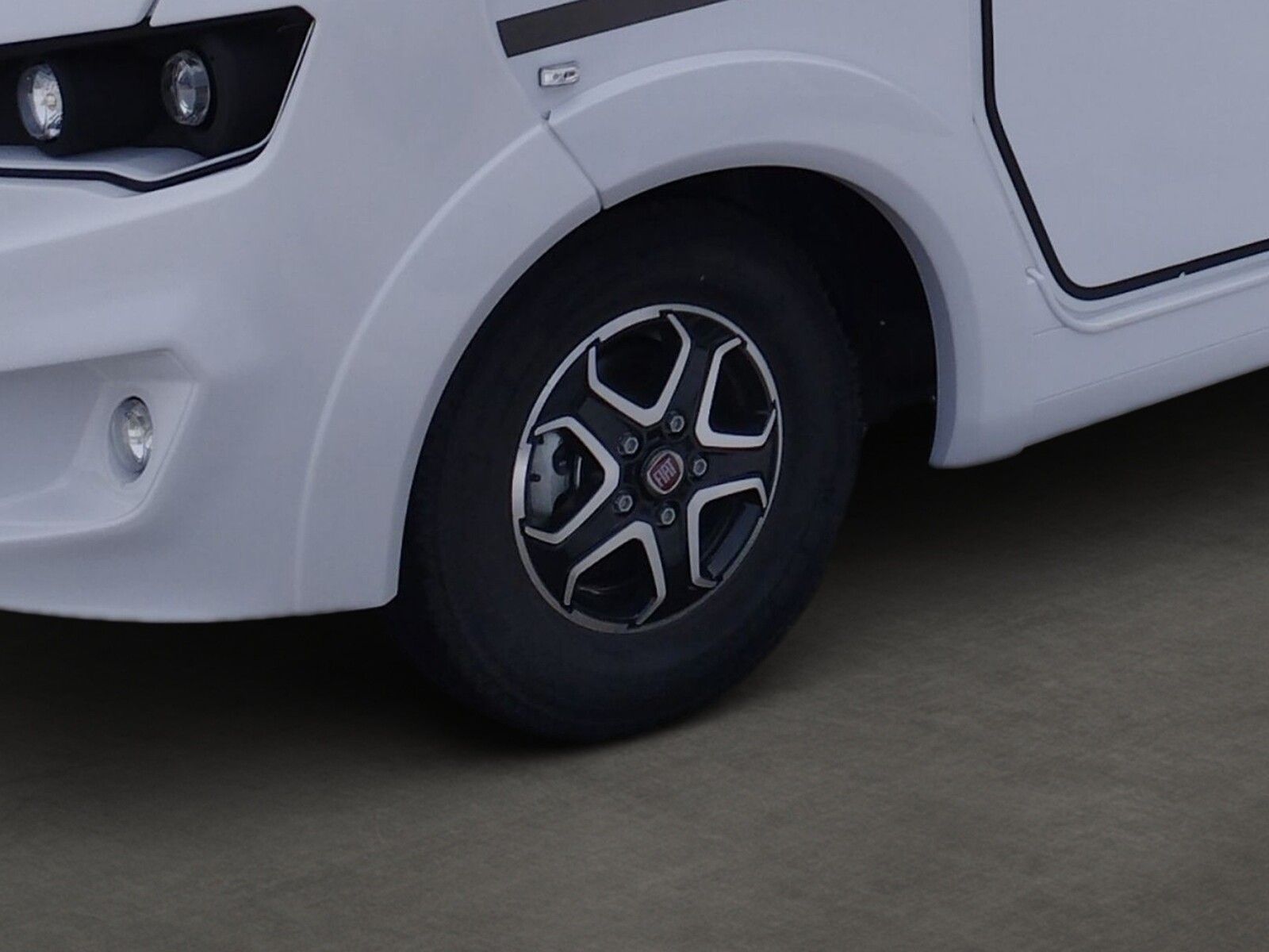 Fahrzeugabbildung Eura Mobil Integra Line IL 720 EF SAT, SOLAR, LUFTFEDERUNG