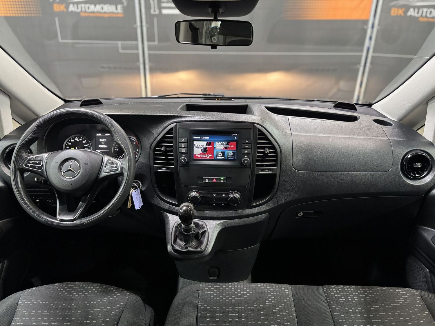 Fahrzeugabbildung Mercedes-Benz Vito Mixto 114 CDI Kompakt#Kamera#Navi#Klima#AHK