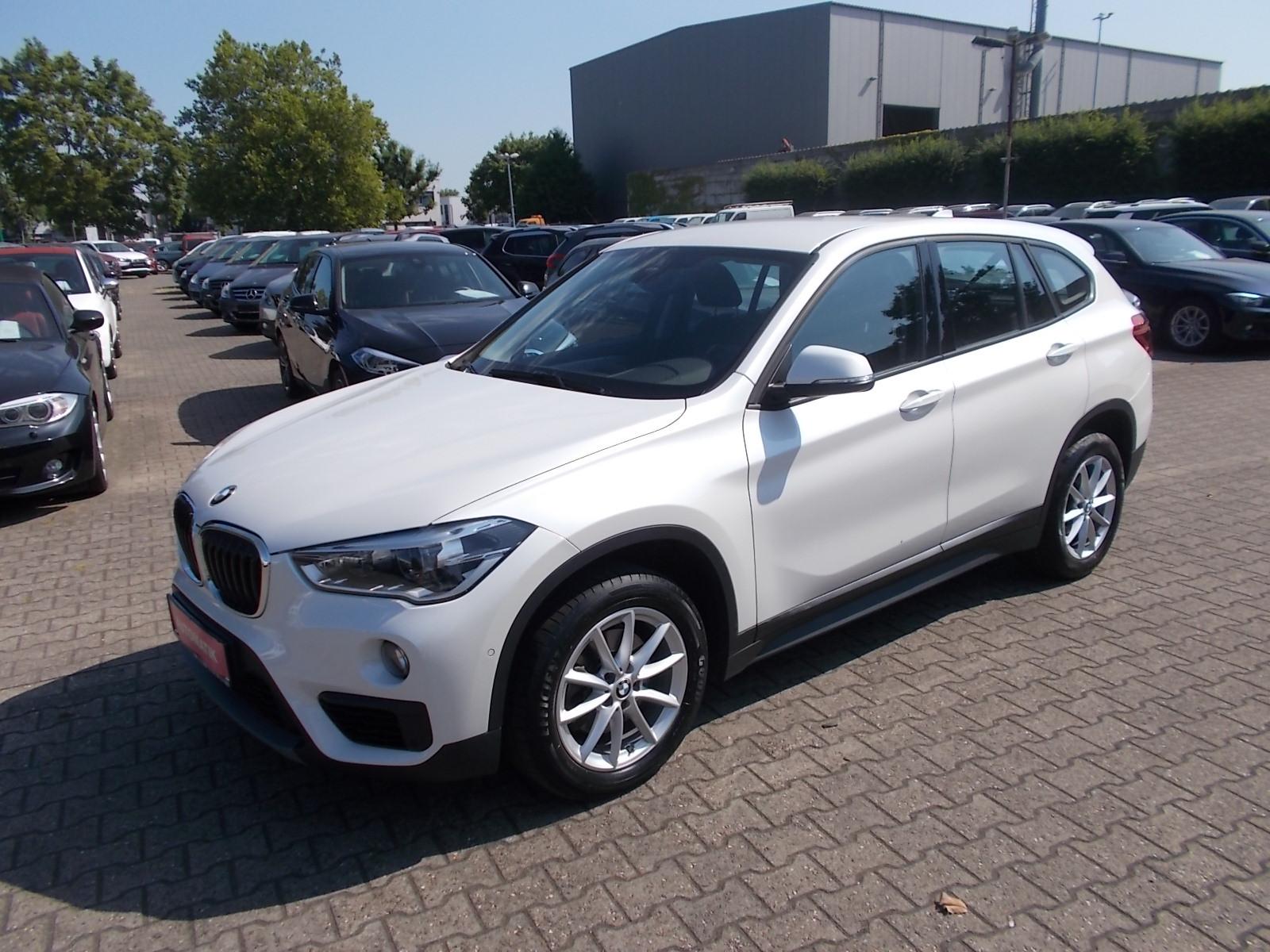 BMW X1 sDrive 18 i Advantage, Navi, SHZ, Park Assist