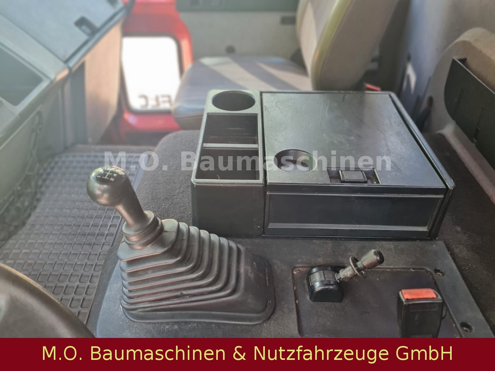 Fahrzeugabbildung Volvo FLC 150 Intercooler / Pritsche / Hebebühne