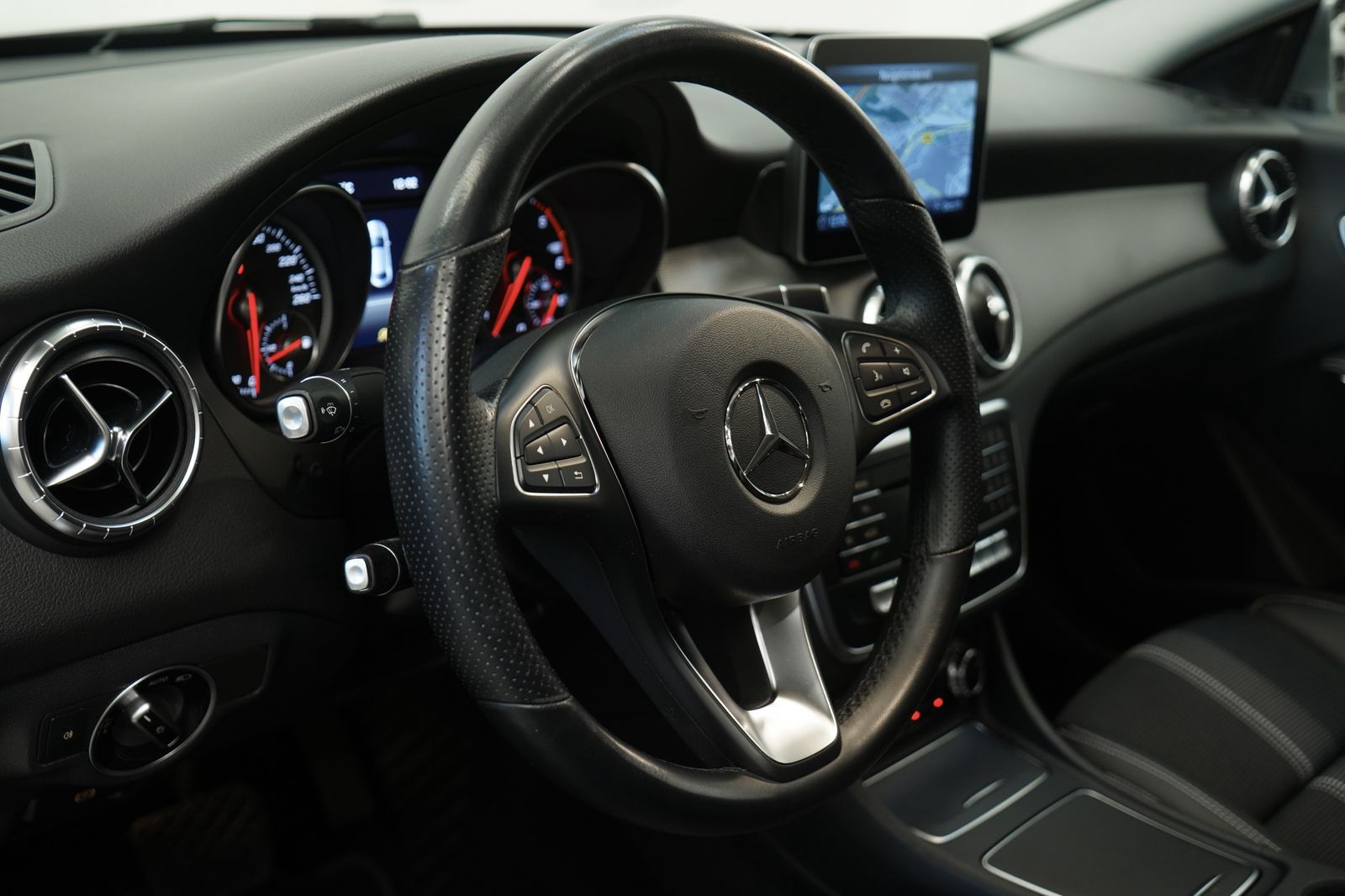 Mercedes Benz Cla 200