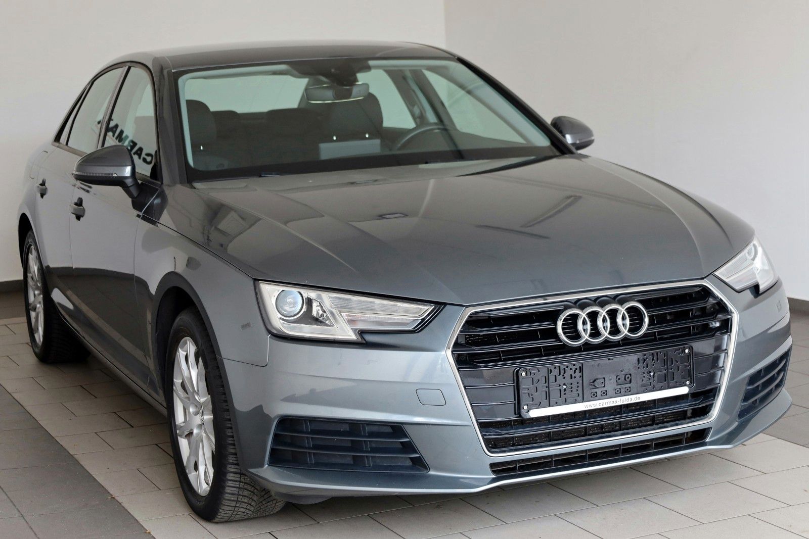 Fahrzeugabbildung Audi A4 Limusine,Automatik,Navi,Xenon,SH,Tempomat,PDC