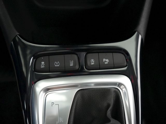 Crossland ELEGANCE AT+NAVI+RÜCKFAHRKAMERA+SITZ-/