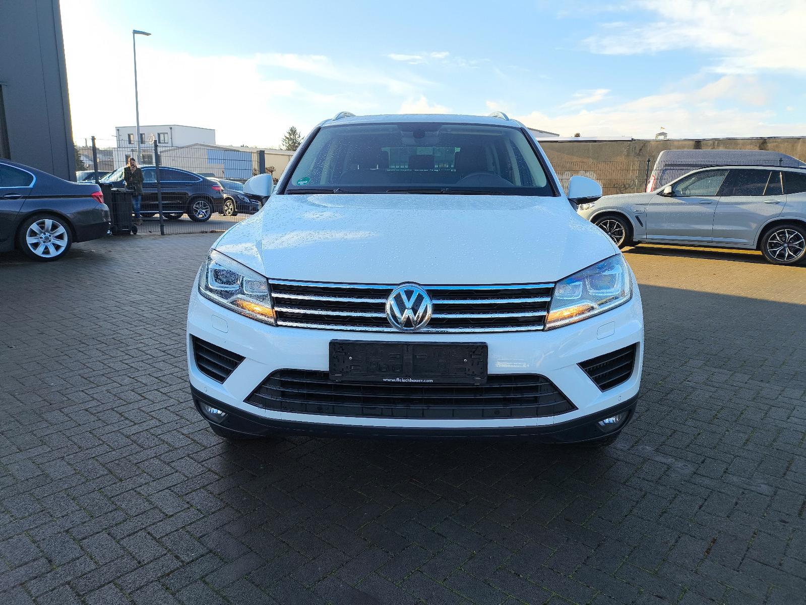 Volkswagen Touareg V6 TDI 4Motion,LEDER,NAVI,SITZHEIZUNG