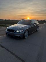 BMW Bmw 335i lci e91 motor neu - BMW 335 mit Benzin-Antrieb: Kombi