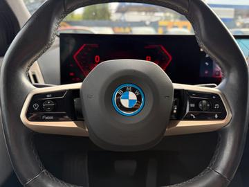 صورة مصغرة 21 لـ 2021 BMW IX
