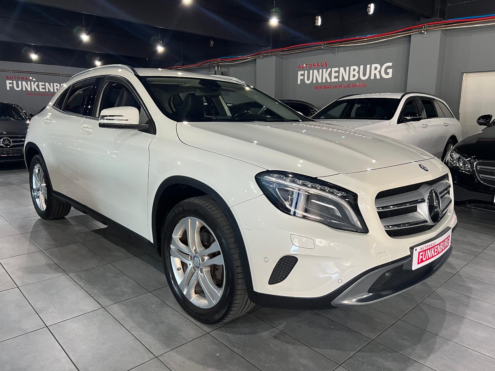 Mercedes-Benz GLA 220 CDI 4Matic AUT/LEDER/NAVI/XEN/KAMERA/AHK