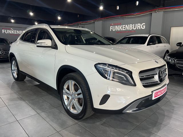 MERCEDES-BENZ GLA 220 CDI 4Matic AUT/LEDER/NAVI/XEN/KAMERA/AHK