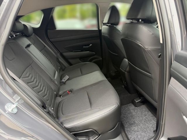 Fahrzeugabbildung Hyundai Tucson HEV 1.6 T-GDI +KLIMA+SHZ+PDC+RFK+NAVI+UVM