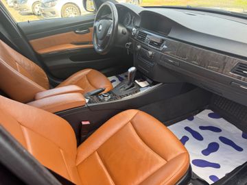 BMW 320 - 6