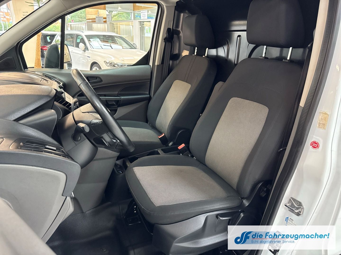 Fahrzeugabbildung Ford Transit Connect Kasten lang 1.5 EcoBlue EU6d Kur