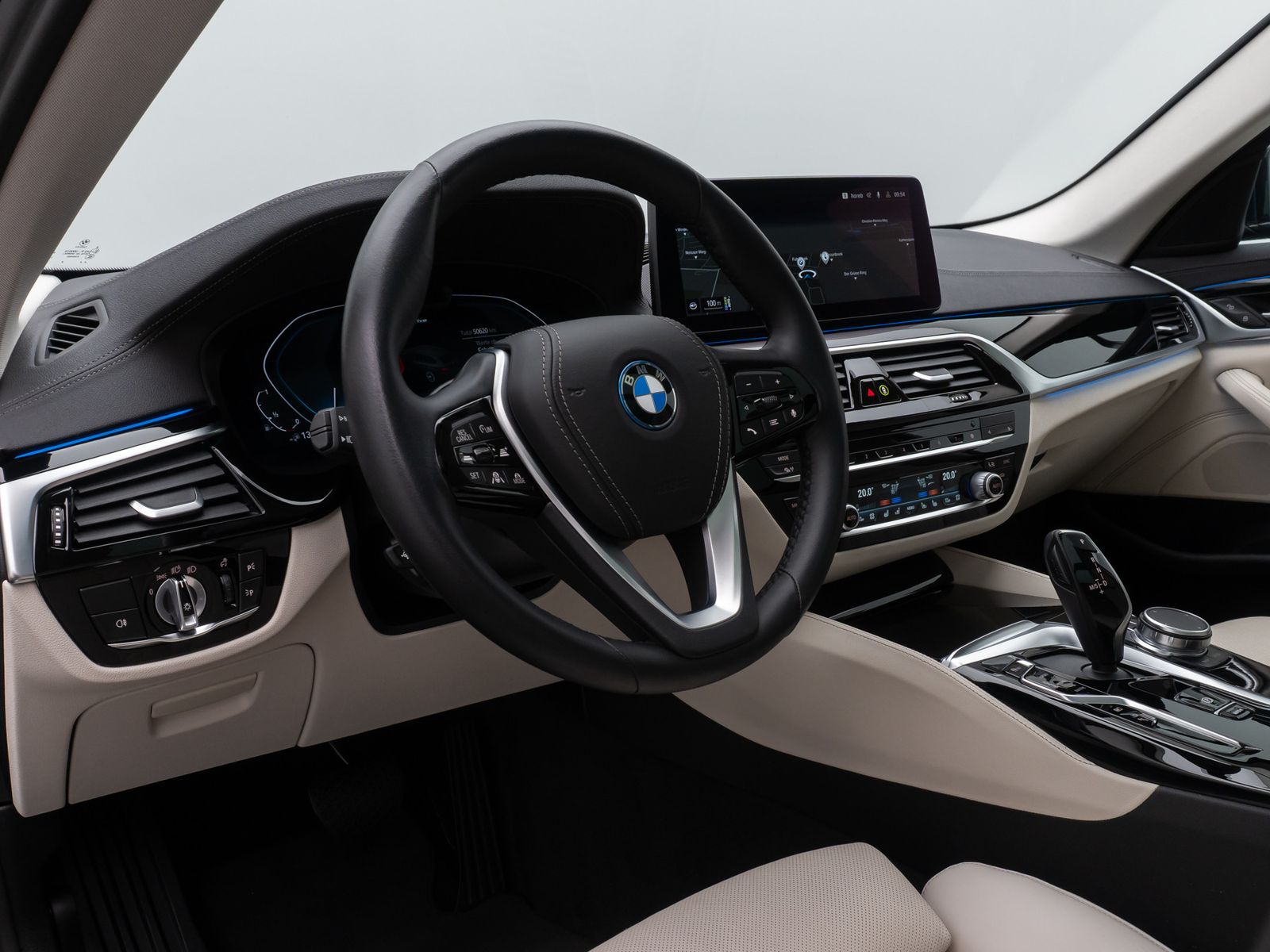 Fahrzeugabbildung BMW 530e xD  Luxury Line ACC Laser DAB Kamera Memory