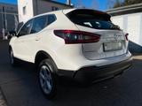 Nissan Qashqai 1.3 DIG-T DCT Shiro Navi ERSTBESITZ - Nissan in Berlin