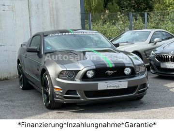 Ford Mustang - 6