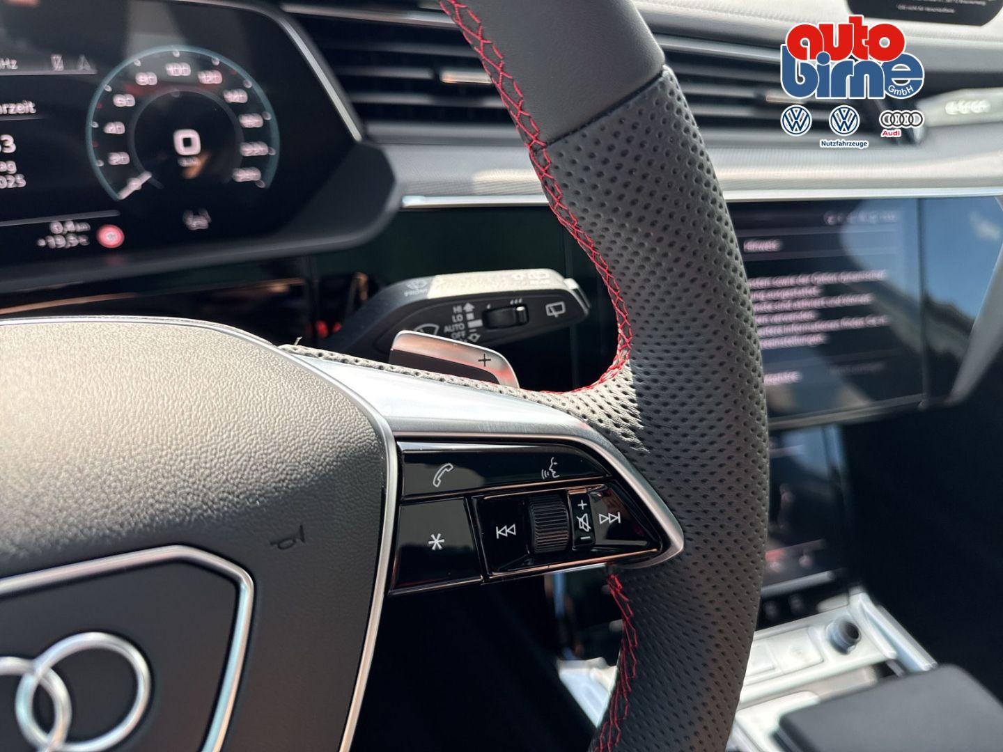 Q8 e-tron 55 quattro S line HUD Luftfederung AD 