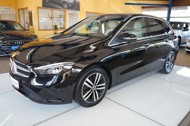 MERCEDES-BENZ B 180 AUTOMATIK / XENON / NAVI / LEDER / R-KAM