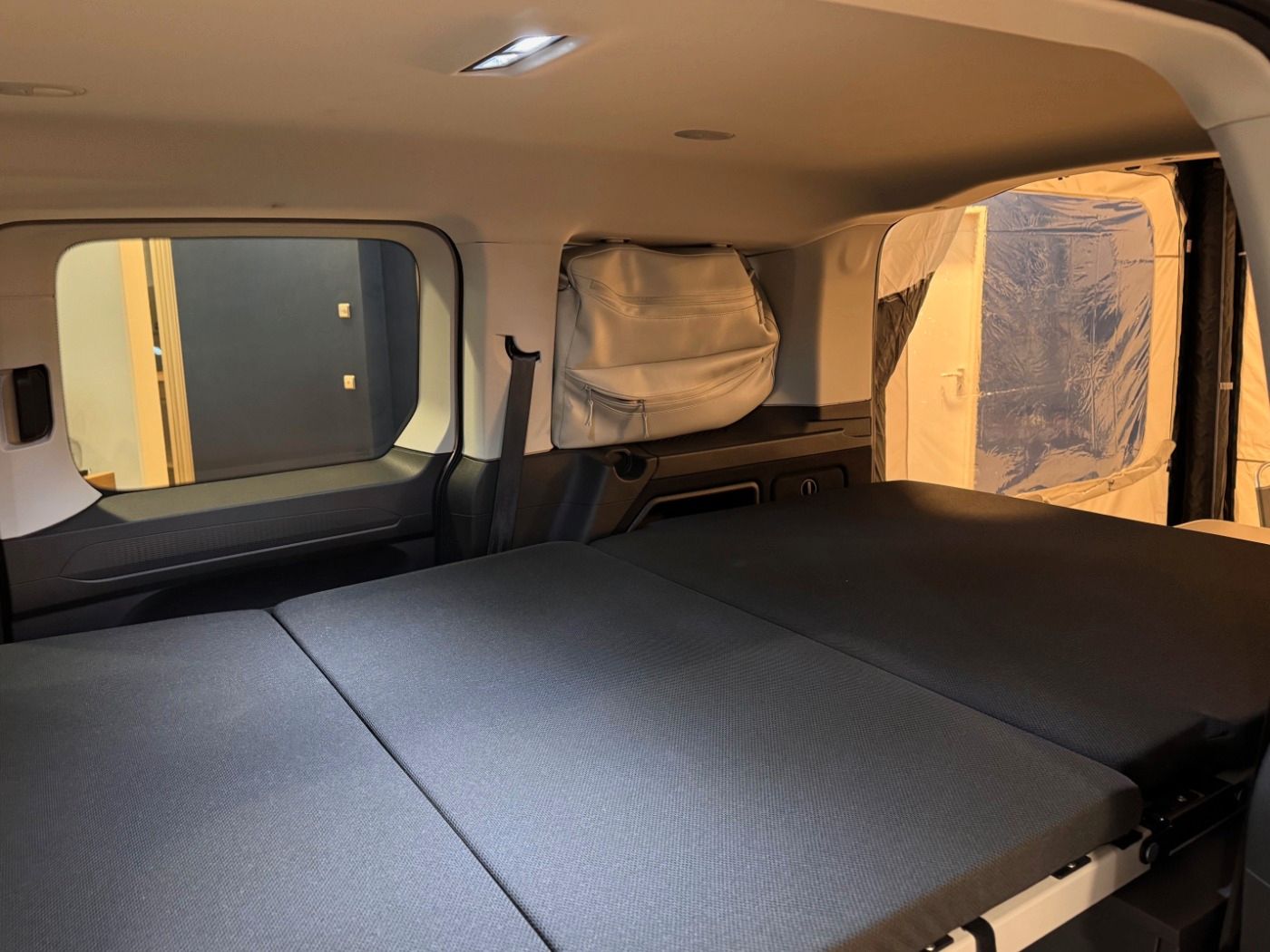 Volkswagen Caddy - Bild 5