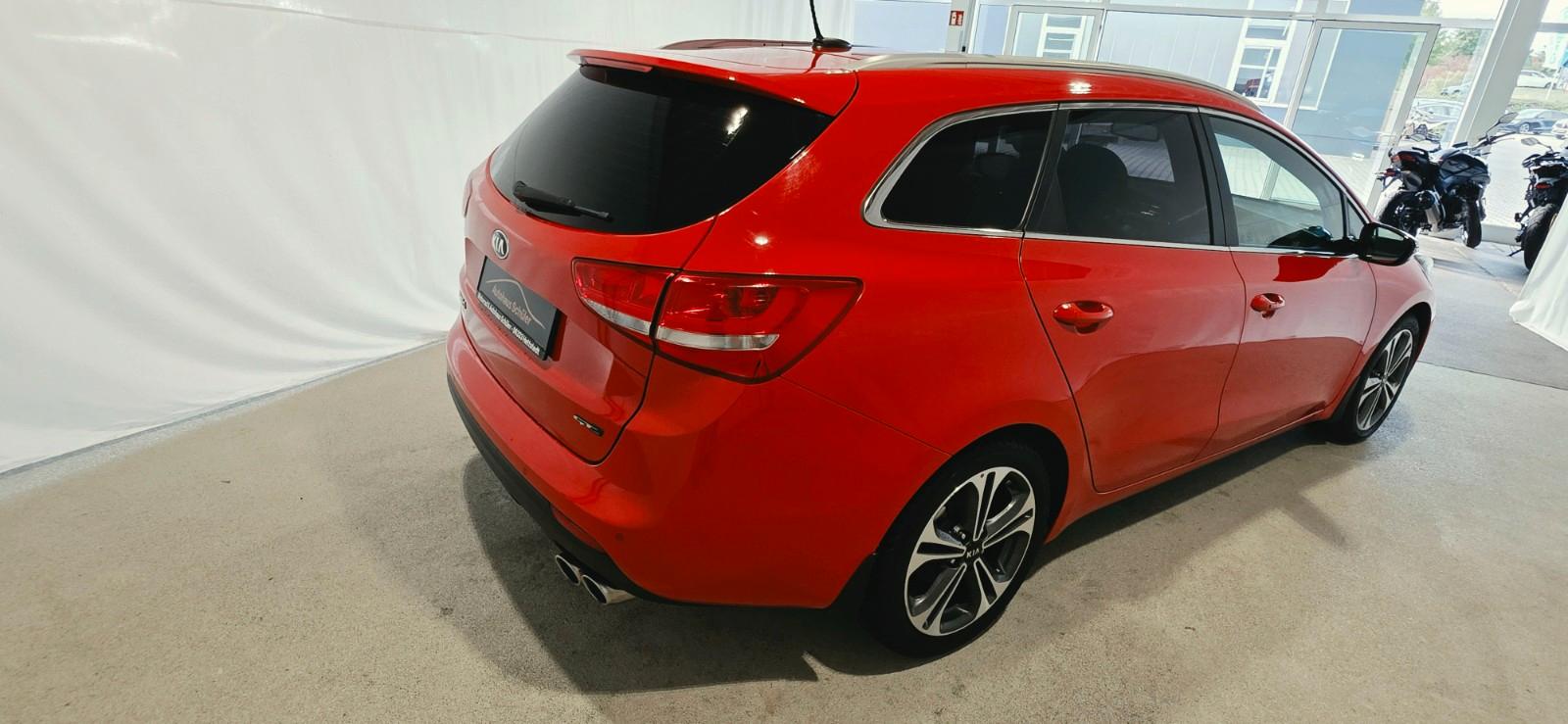 Kia cee'd Sportswagon GT-Line+Navi+Kamera+LHz+DSG