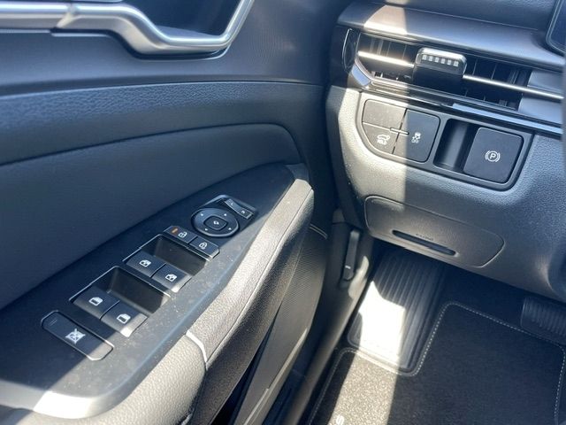 Fahrzeugabbildung Kia Sportage Black Edition LED SpurhalteAss NotBrems