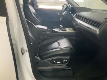 Audi Q7 - 4