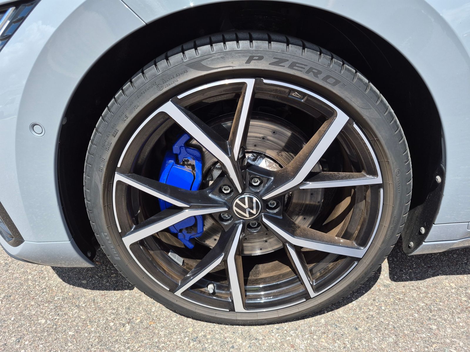 Volkswagen Arteon R Shooting Brake 2,0 l TSI 4MOTION 235 kW foto 9