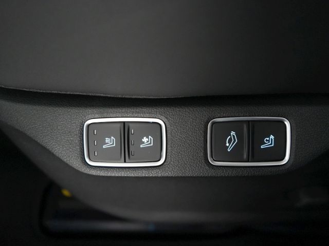 STARIA HEV SIGNATURE AT 7-SITZER+VOLL LED+NAVI+3