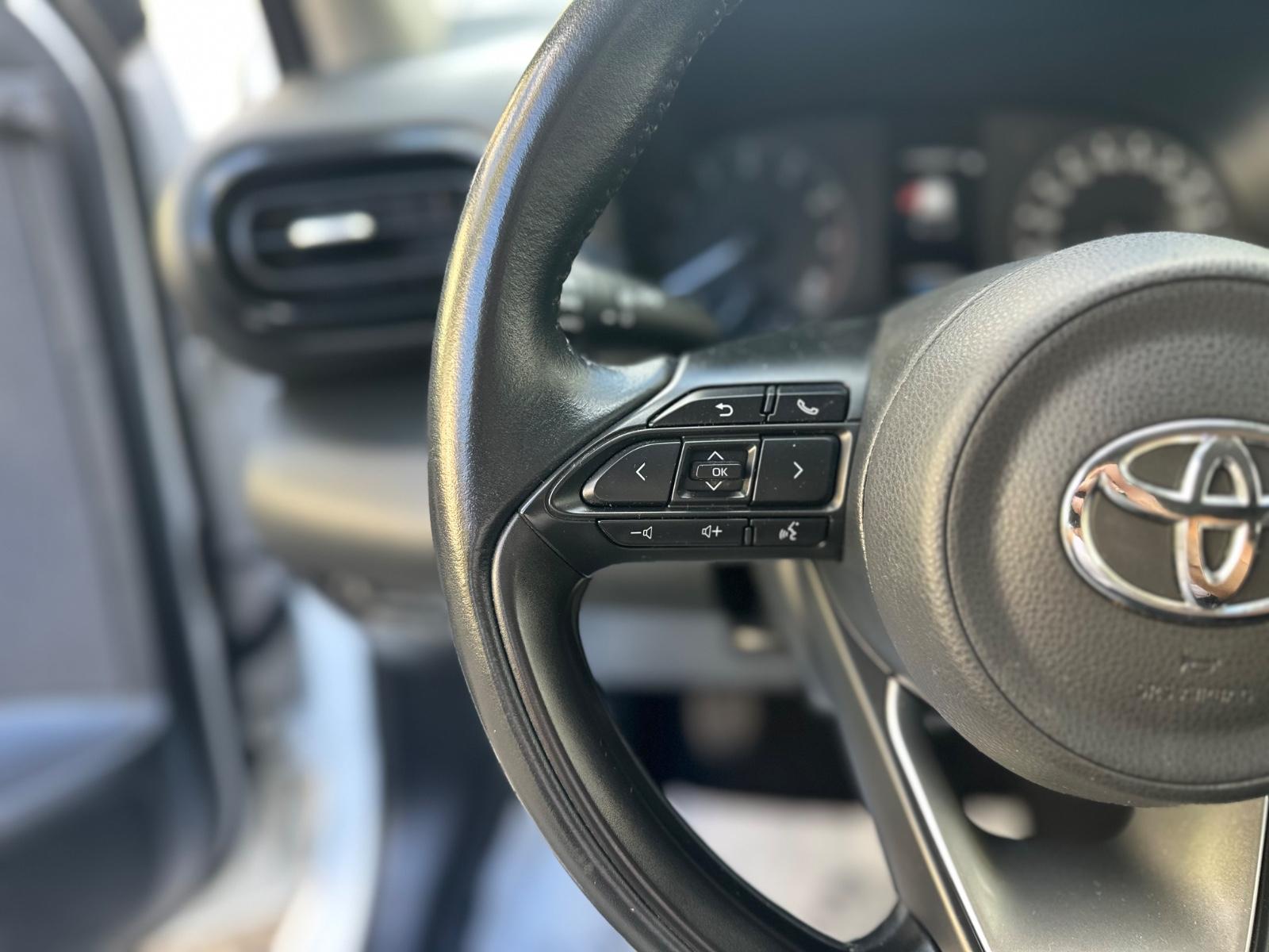 Toyota Yaris Comfort/KLIMA/GJR/KAM/TÜV NEU/ACC/FREISPRE