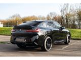 BMW X4 M Competition - BMW X4 M mit Benzin-Antrieb: Automatik