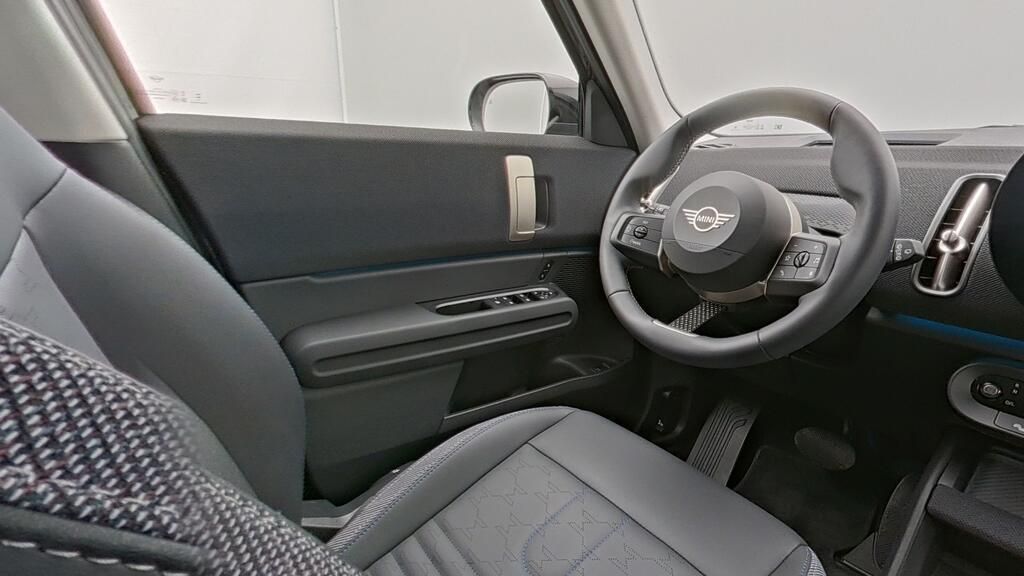 MINI Countryman C (Cooper) - Bild 11