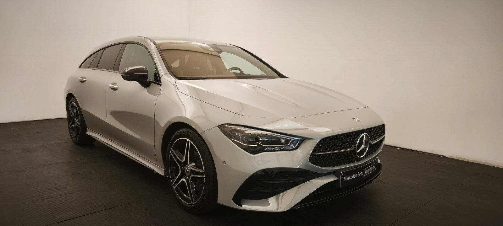 Mercedes-Benz CLA 200d SB AMG Night Distr AHK MultiBeam 360Cam imagem 3