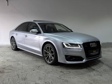 Audi A8 - 6