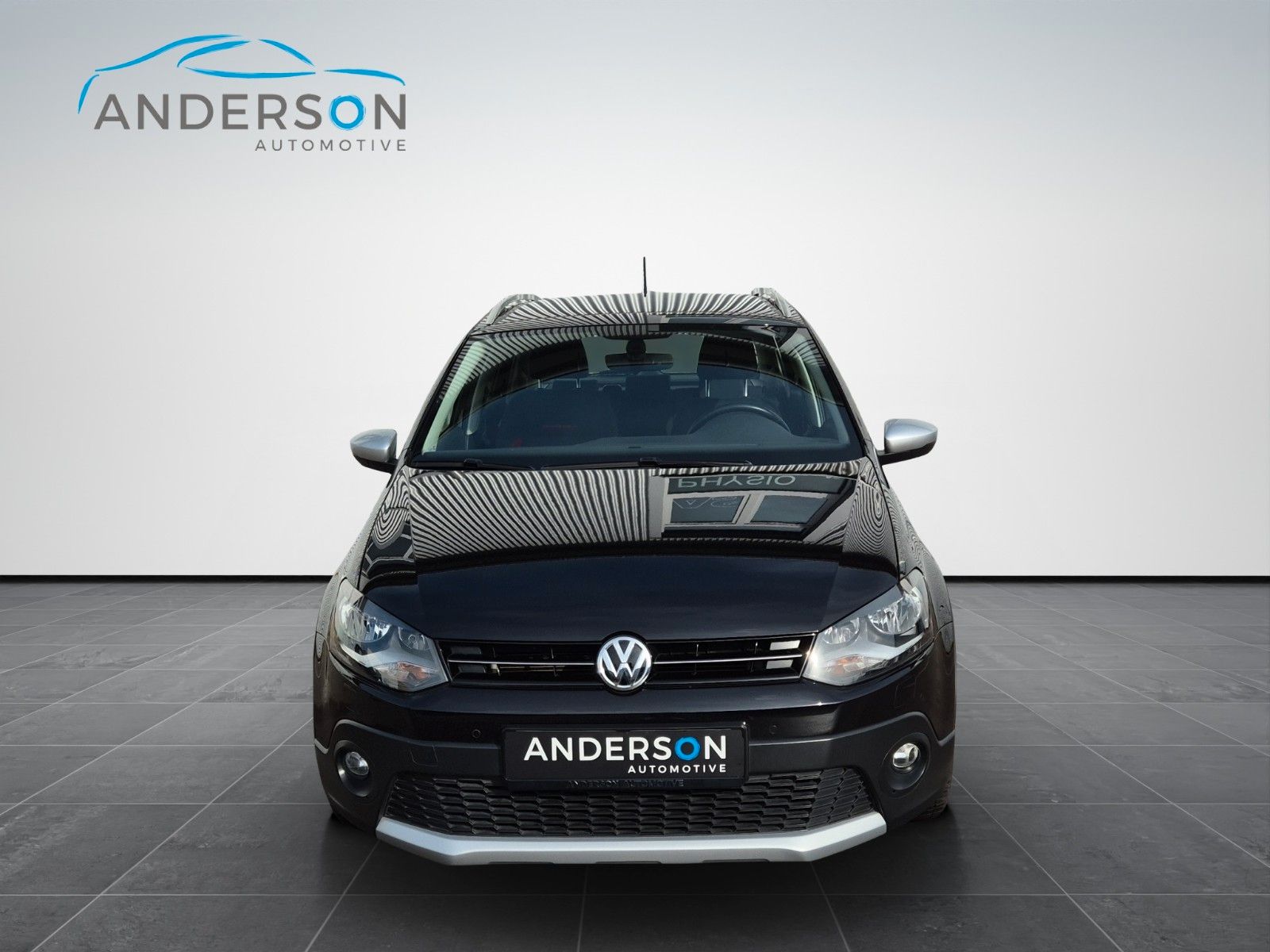 Fahrzeugabbildung Volkswagen POLO CROSS 1.2 TSI MFL ALLWETT BLUETOOTH 1.HAND