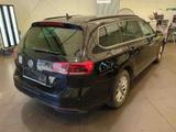 Volkswagen Passat Variant DSG Business AHK/Kamera/Massage - Volkswagen Passat: V