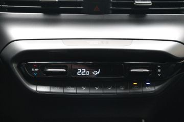 Fahrzeugabbildung Hyundai i20 1.0 T-GDI 74kW DCT Connect & Go