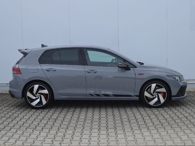 Golf VIII GTI 2.0 TSI 300 PS DSG Clubsport BLACK