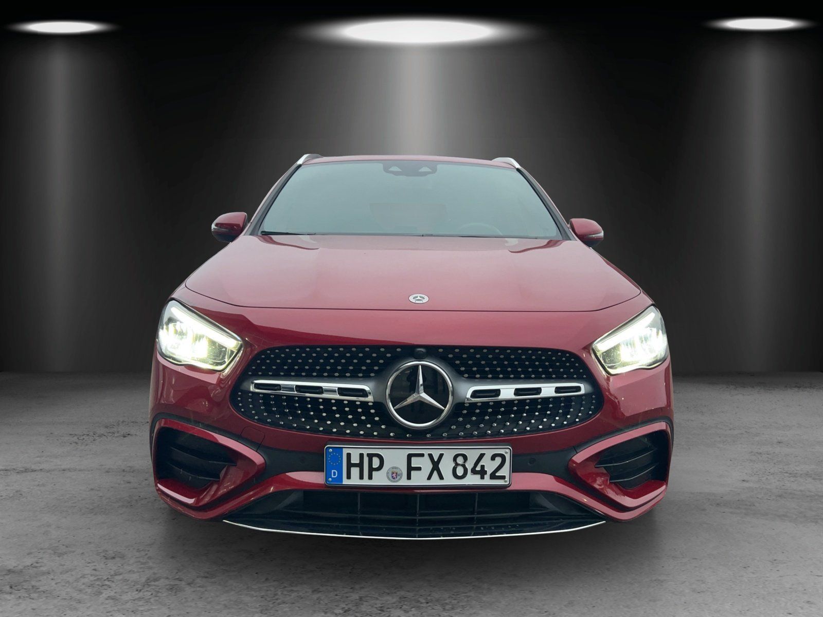 Fahrzeugabbildung Mercedes-Benz GLA 180 d+AMG-Line+DISTRONIC+Memory+Burmester