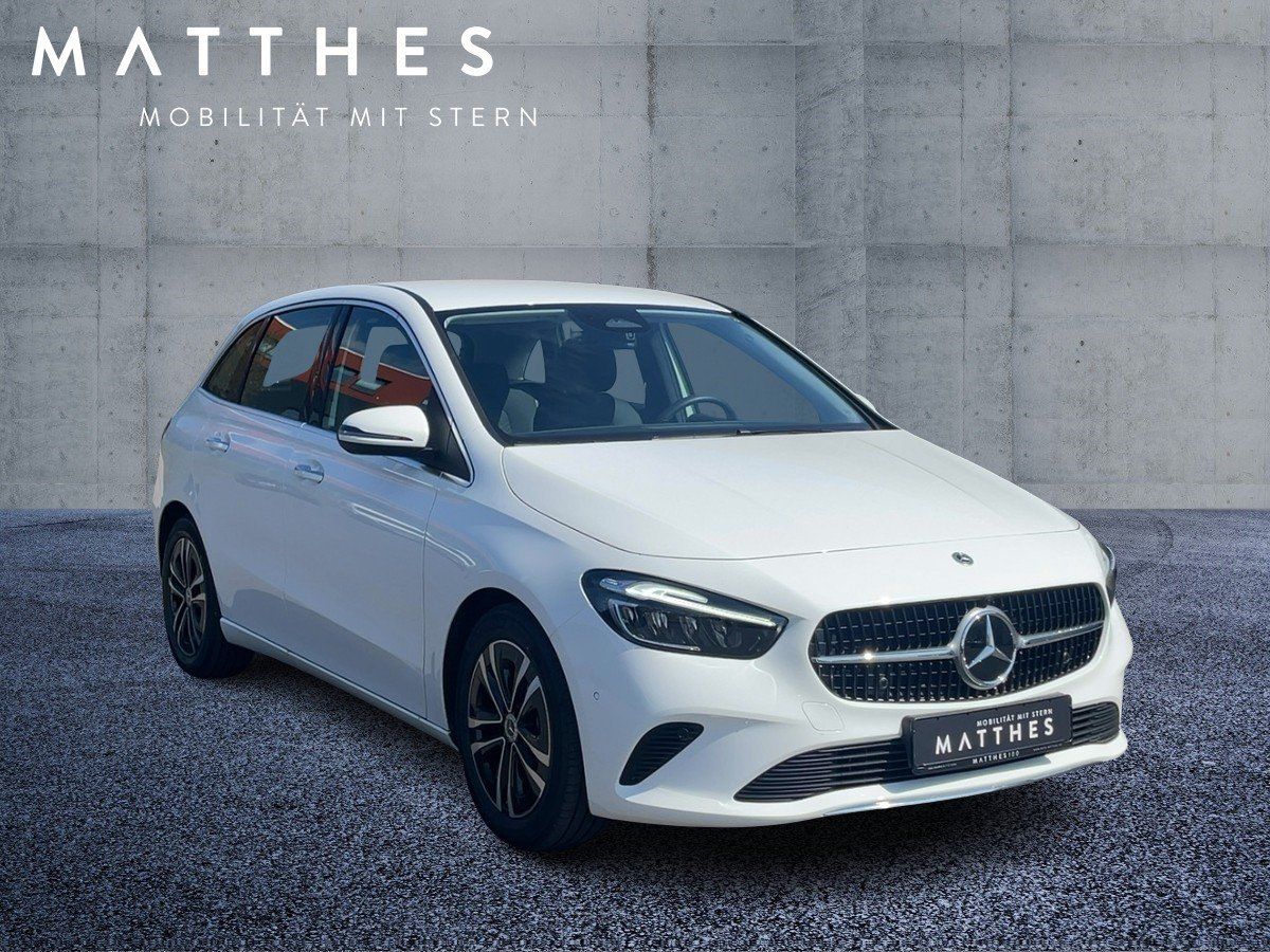 Fahrzeugabbildung Mercedes-Benz B 180 LED/Navi/Kamera/Memory/MBUX