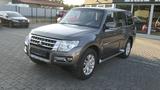 Mitsubishi Pajero 3.2 DI-D Plus/AHK/Xenon/7-Sitzer/R-Cam - gebrauchte Mitsubishi Pajero aus dem Jahr 2015