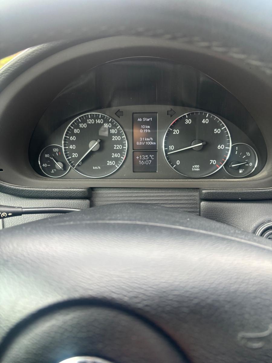 Mercedes-Benz CLC 200