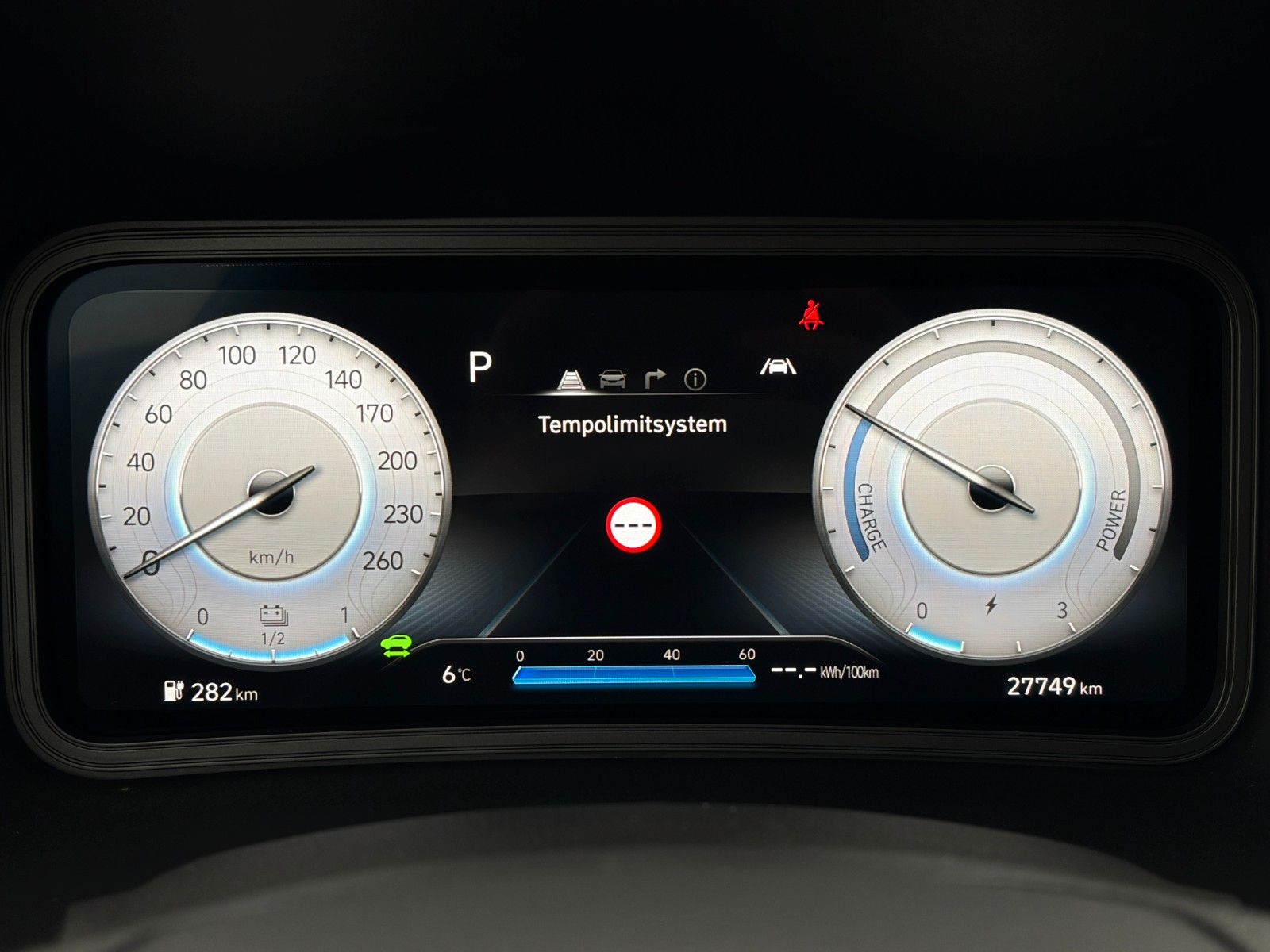 Fahrzeugabbildung Hyundai KONA E Trend ACC LKAS NAV CAM PDC KRELL CarPlay