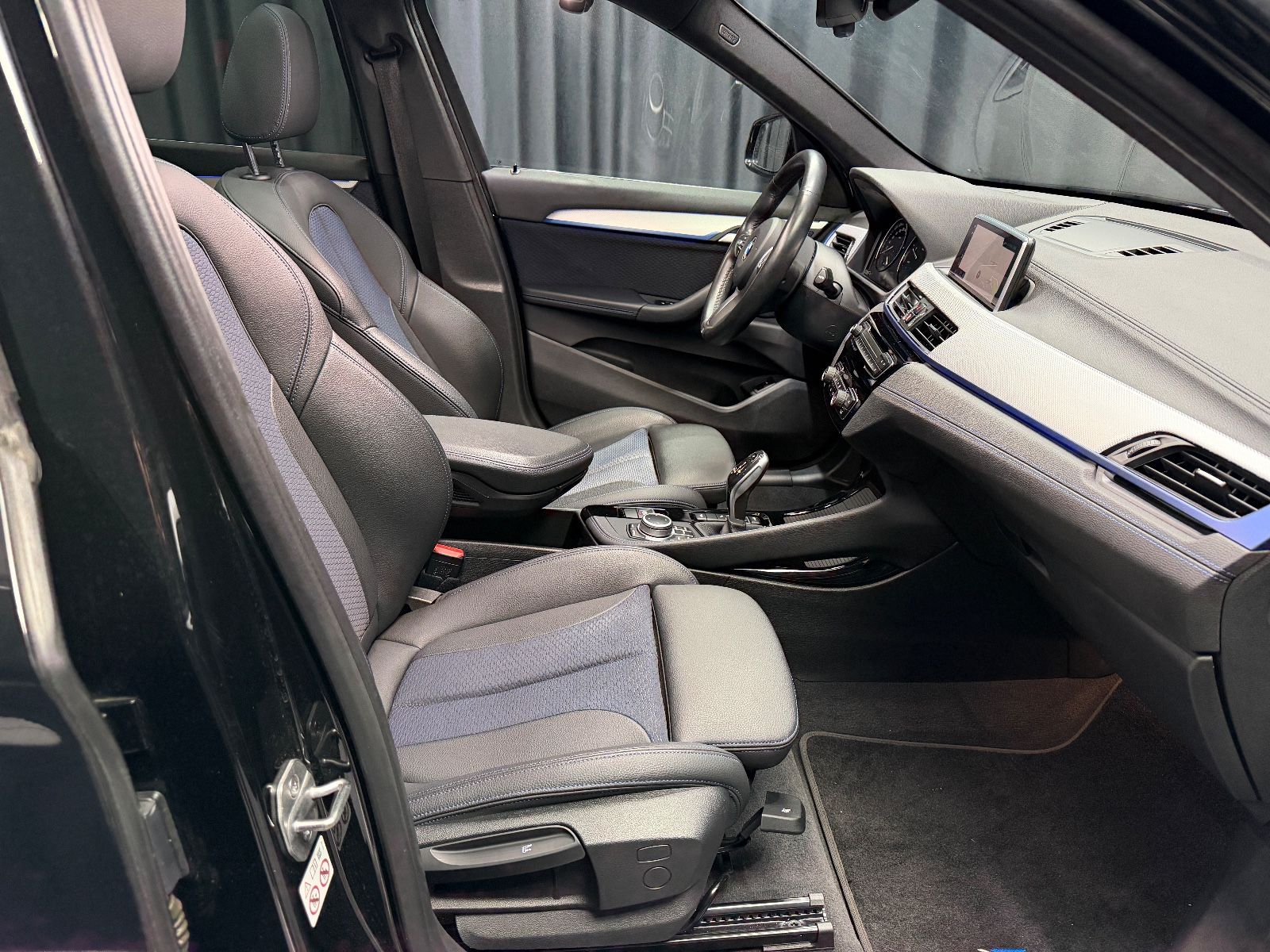 Fahrzeugabbildung BMW X1 xDrive 20d M SPORT|PANORAMA|AUTOMATIK|ACC