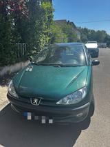 Peugeot 206 - gebrauchte Peugeot 206 aus dem Jahr 2000