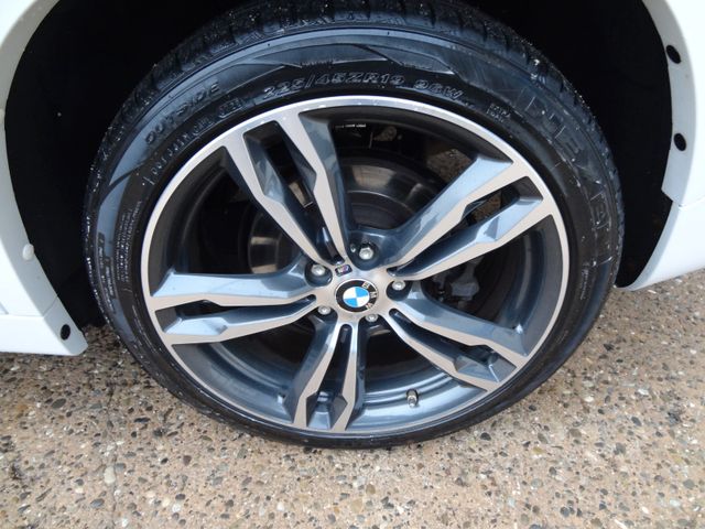 Fahrzeugabbildung BMW X1 xDrive 20i M-Sport/HUD/Pano/Kam/AHK/Navi/