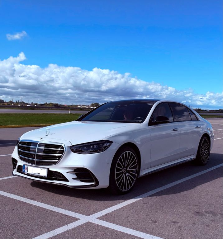 Image of Mercedes-Benz S 400