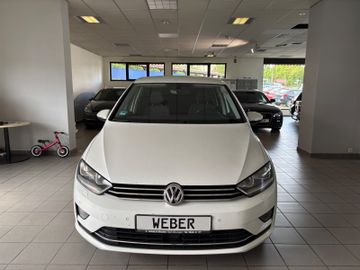 Volkswagen Golf - 2