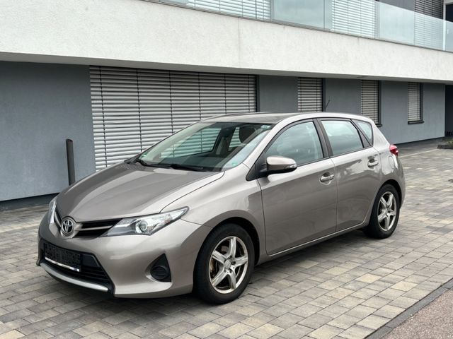 Toyota Auris 1.4 D-4D/Tüv neu/Service neu/Scheckheft/1a