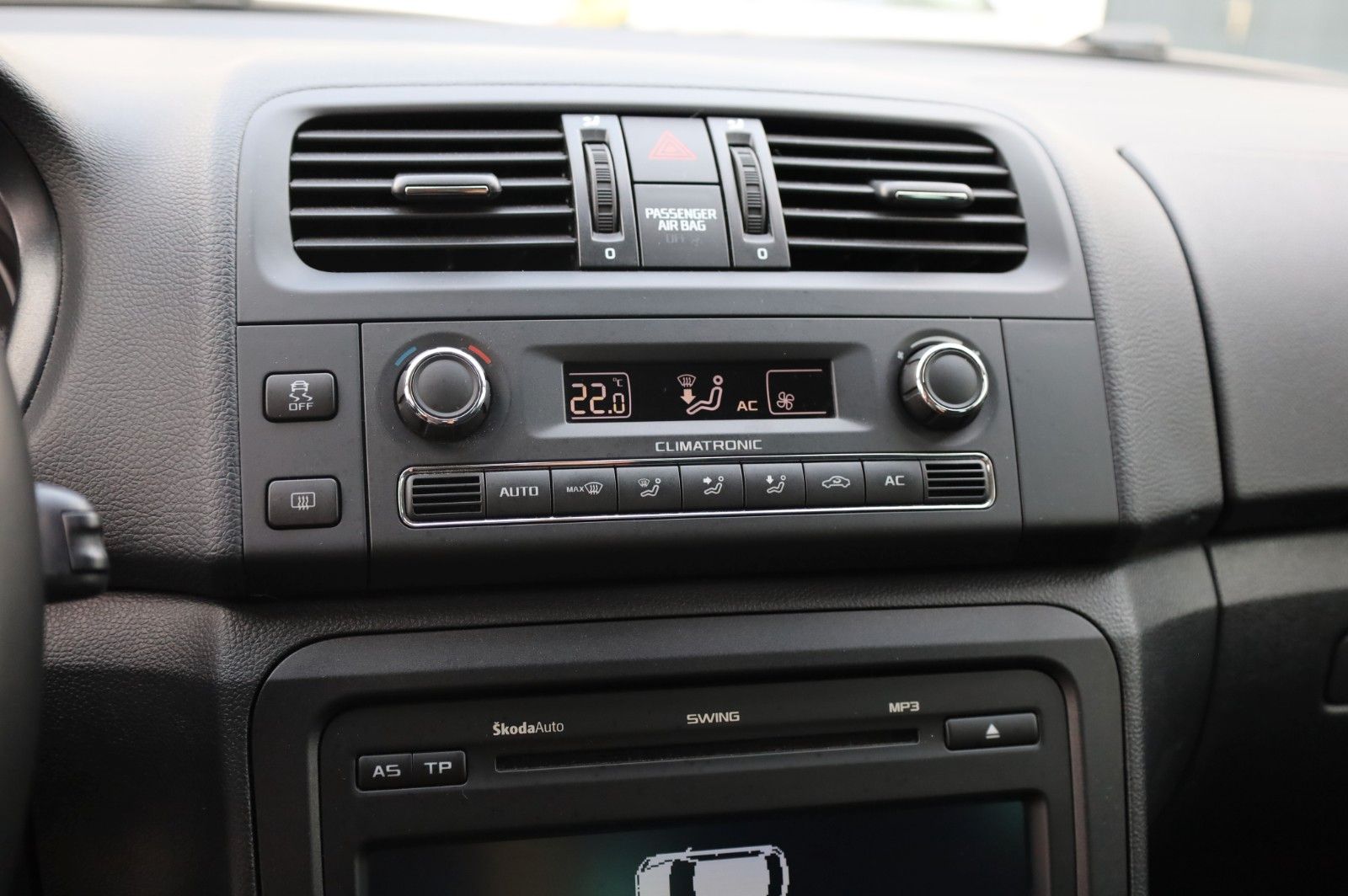 Fahrzeugabbildung SKODA Fabia Combi Family 1,2 TSI *SHZ *PDC *Climatro.