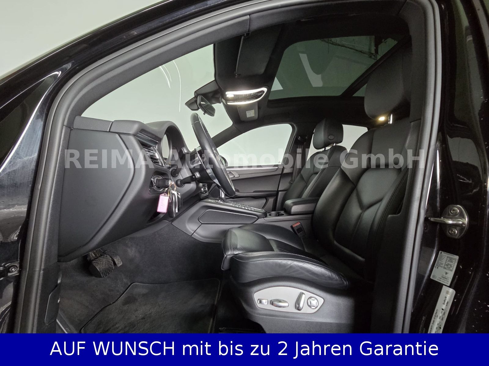 Fahrzeugabbildung Porsche Macan 2,0i, , LED, Standheizung, Luft, Pano